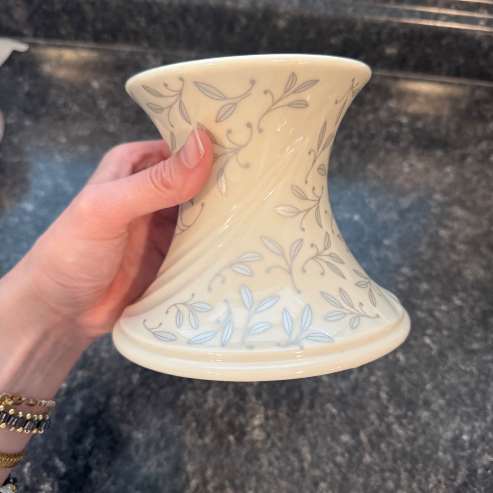 Lenox Ivory Fine China Pillar Candle Holder Silver Leaf Vine‎ Swirl Made in USA